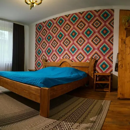 Holiday home Khata Lisnyka *