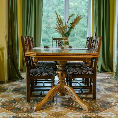 Ferienhaus Khata Lisnyka