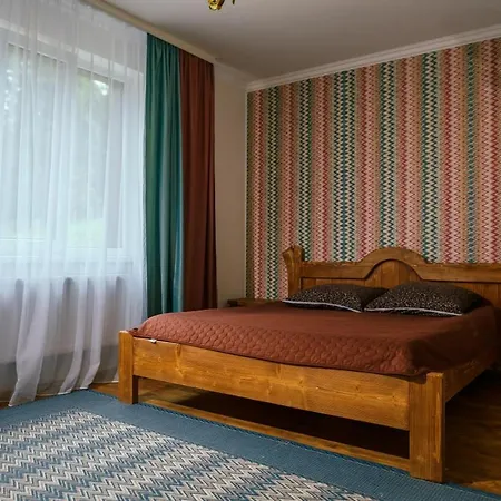 Khata Lisnyka * Werchowyna