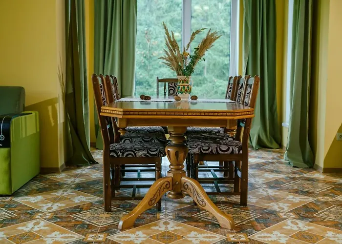 Tatil Evi Khata Lisnyka